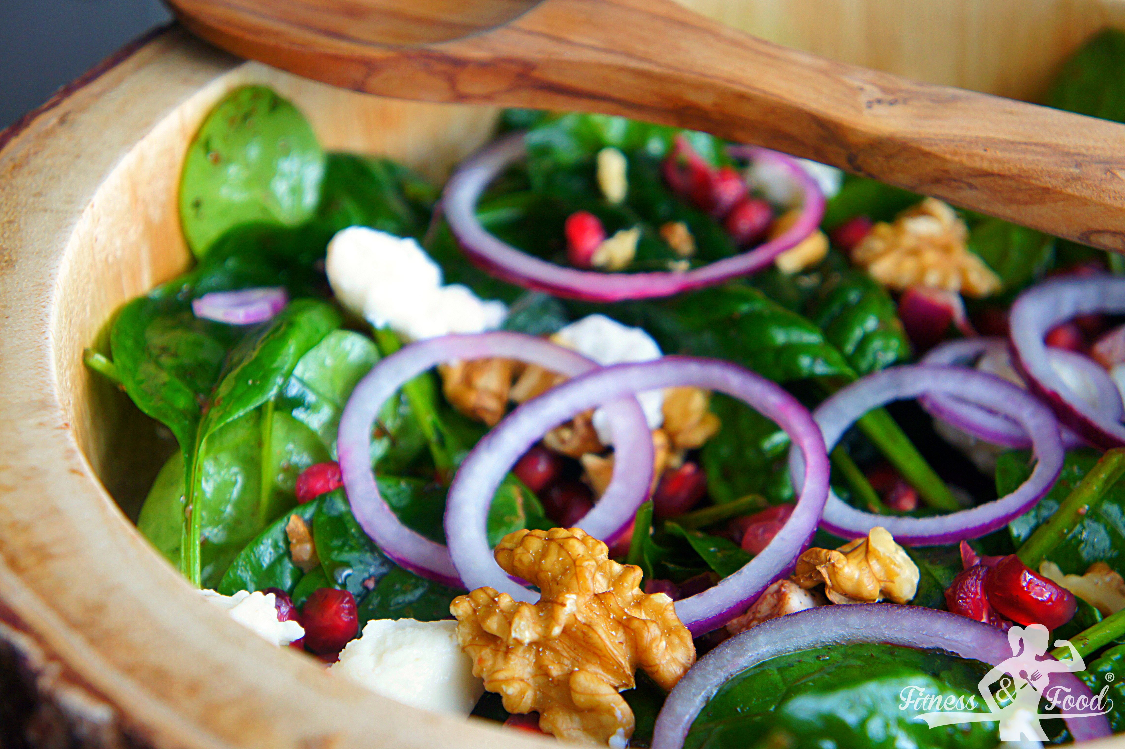 Spinat Salat Mit Karamelisierten Zwiebeln Fitness And Food