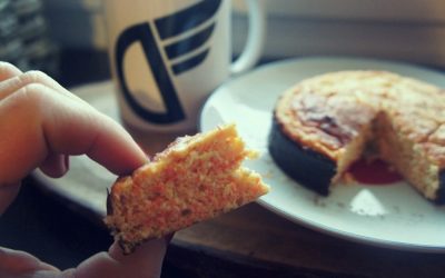 Apple-Carrot Fitness Cake