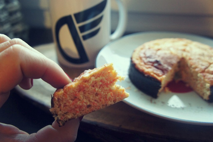 Apple-Carrot Fitness Cake