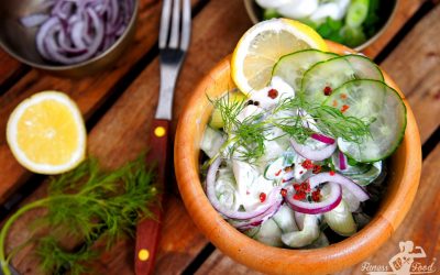 Gurkensalat mit Sour Cream