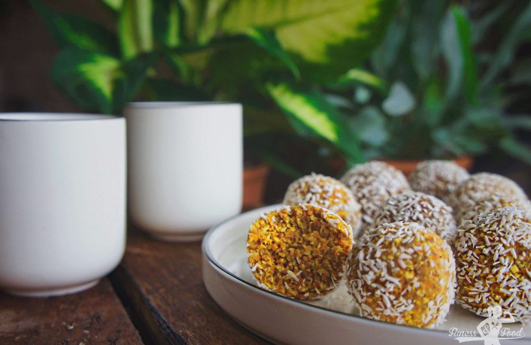 Rohe Carrot Cake Energie-Bällchen